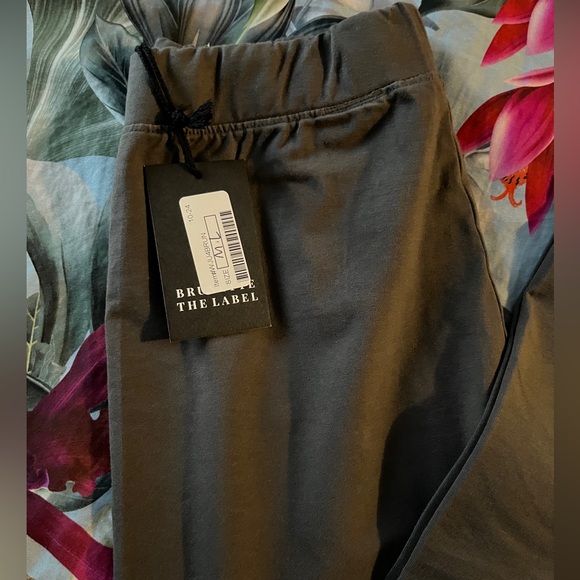 Brunette The Label leggings size M/L - Picture 2 of 3
